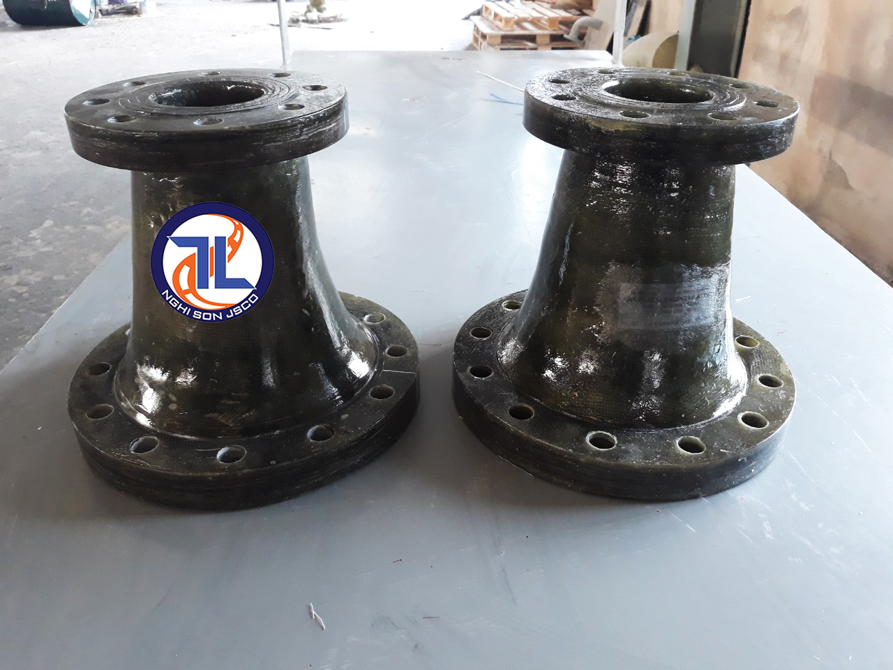 Côn thu đồng tâm 2 đầu bích